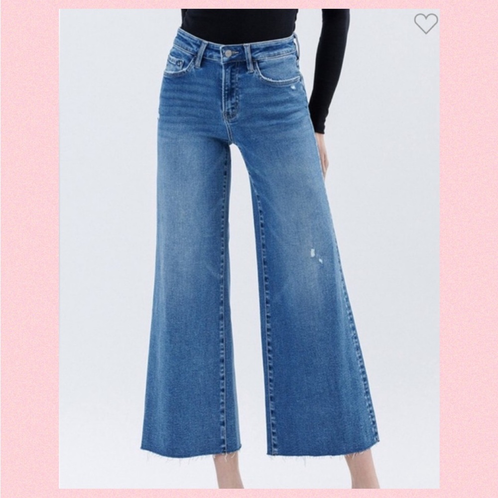 🌸Vervet “Olivia” Wide Leg Jeans🌸